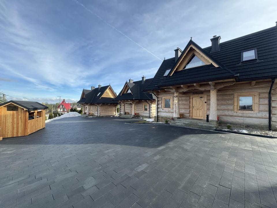 Property building, Parking