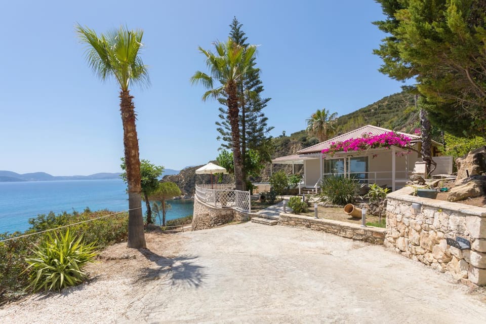 Facade/entrance, Day, Natural landscape, Mountain view, Sea view