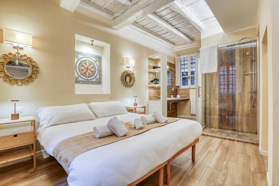 Shower, Bedroom