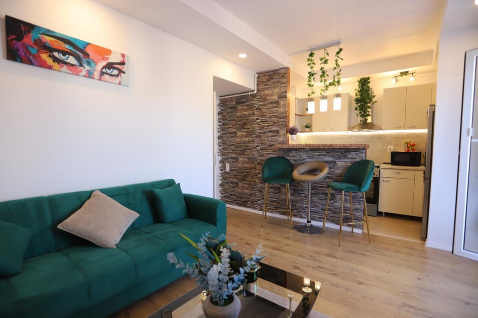Apartament Beauty Smarald by Cosmopolis Apartment in Romania
