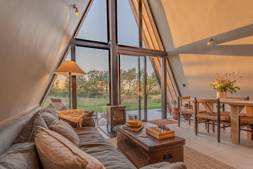 View (from property/room), Living room, Dining area