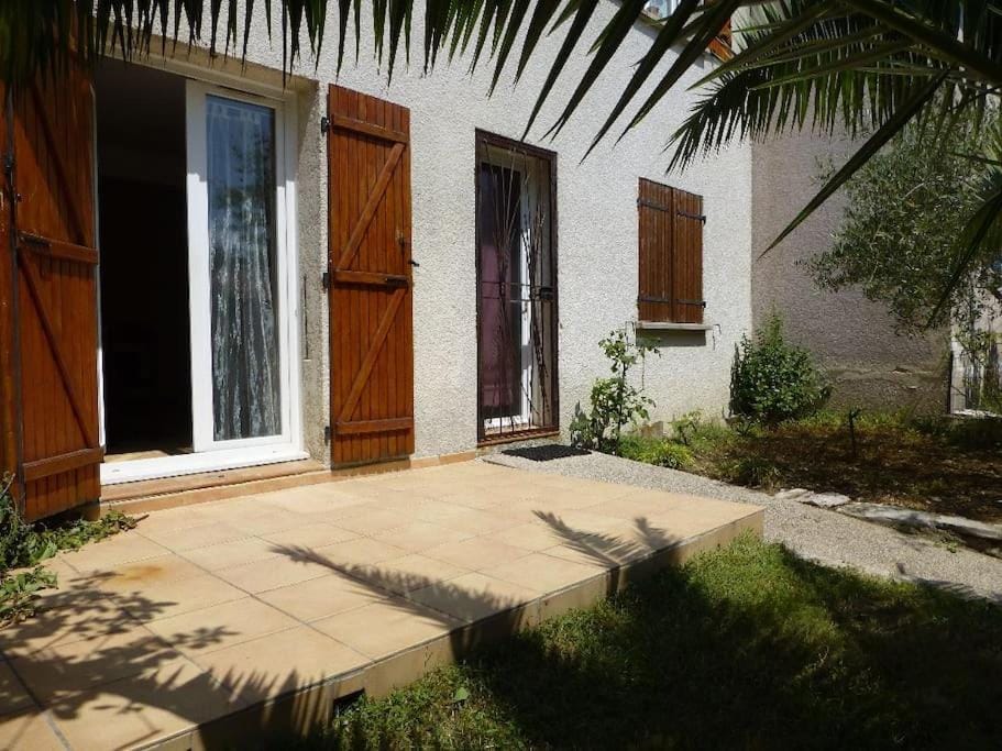 Garden, Garden view