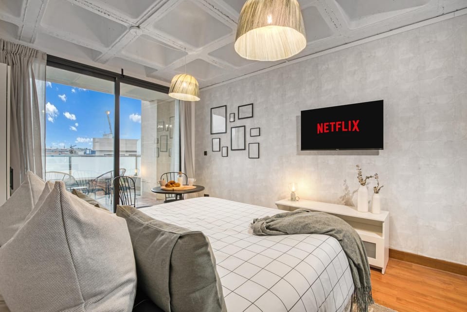 Cozy Penthouse, 20 min to downtown, Alcalá Norte Apartment in Madrid