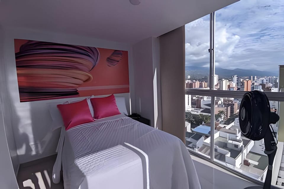 Bed, Off site, Mountain view, Sunrise