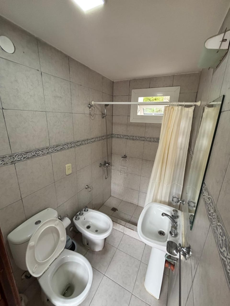 Shower, Bathroom, bidet