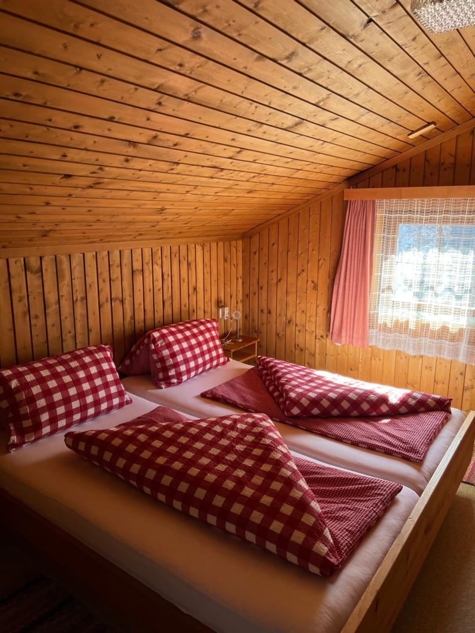 Bed, Photo of the whole room, Bedroom, room service