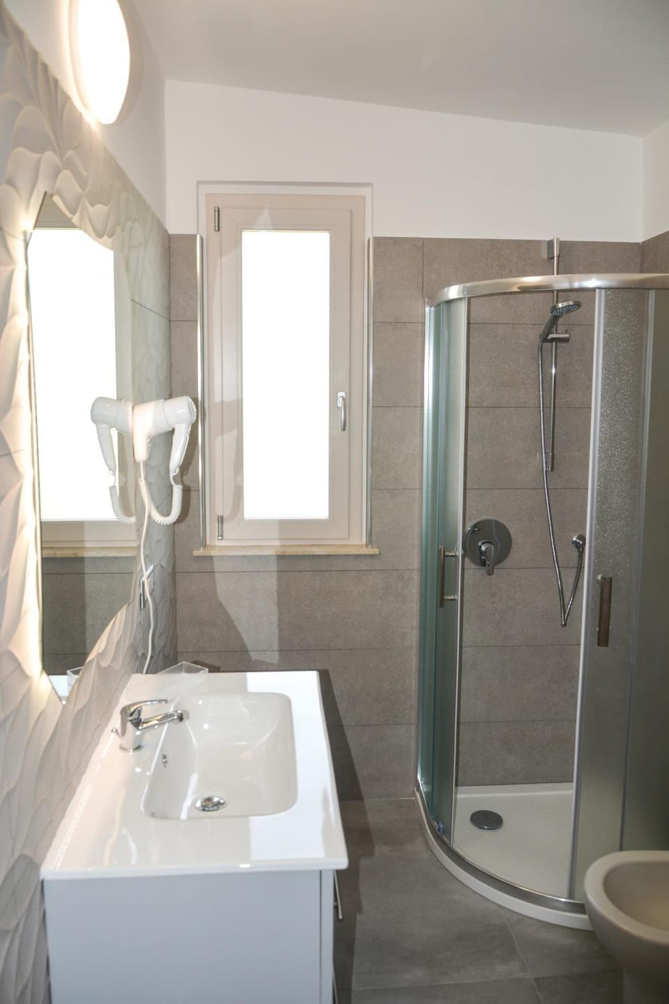 Toilet, Photo of the whole room