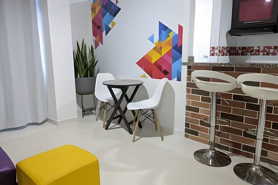 Dining area, Area and facilities