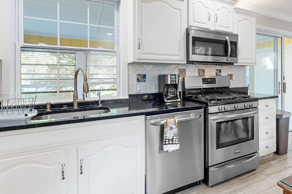 112 Loganberry Lane House in Sussex County