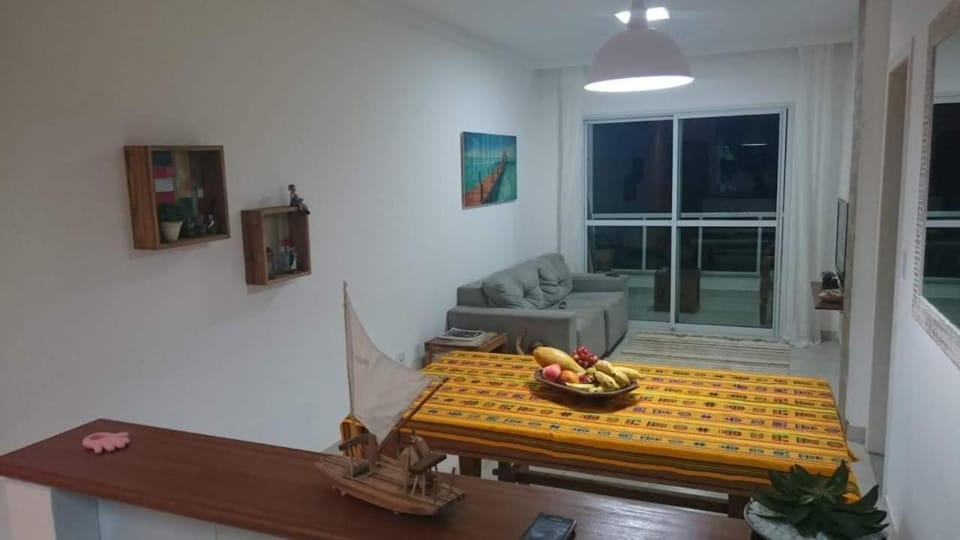 APARTAMENTO NA BACUTIA COM AR CONDICIONADO E PISCINA - 100 MTS DO MAR Apartment in Guarapari