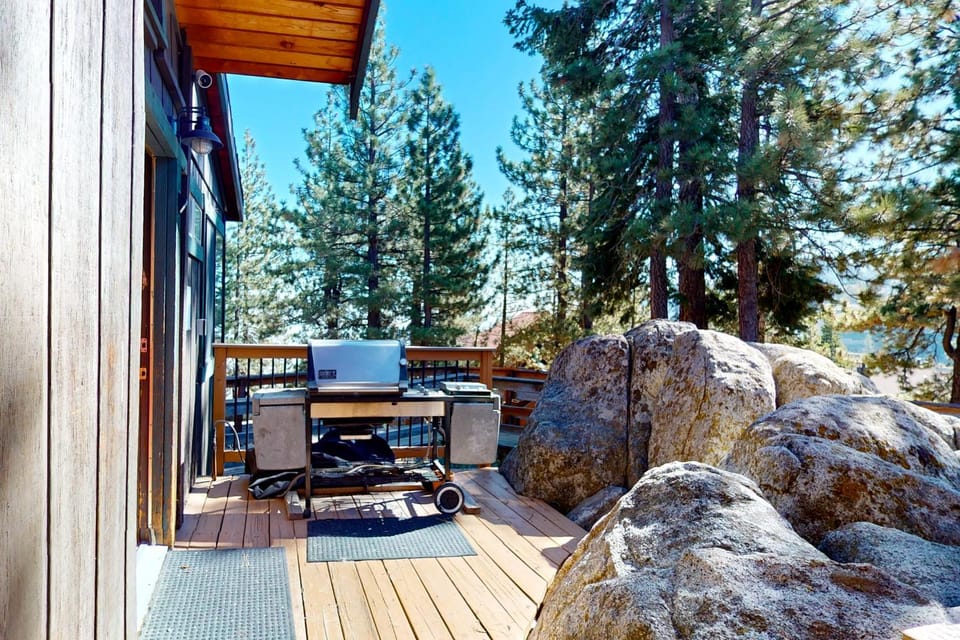Hilltop Lodge Apartment in Kingsbury