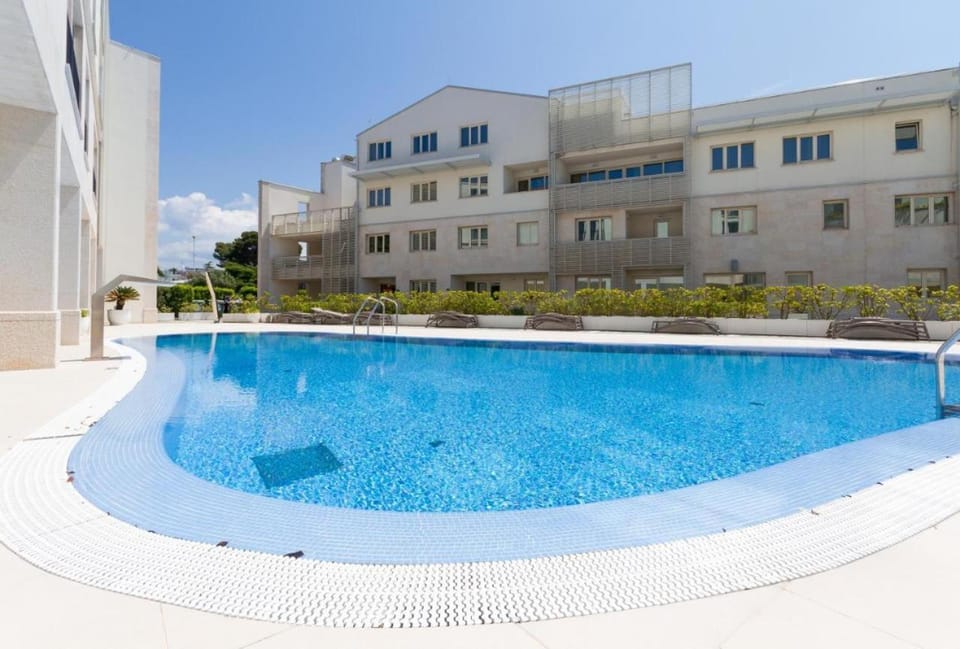 LUX POOL Suite Apartment in Istria County