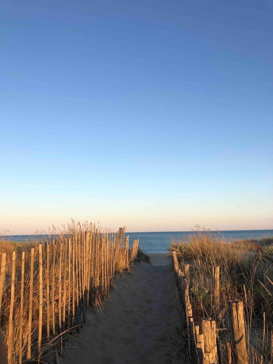 Nearby landmark, Day, Natural landscape, Beach, Lake view, Sea view