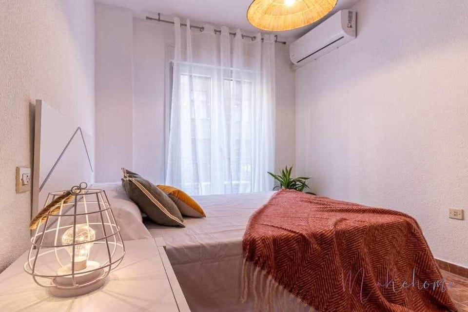 A estrenar pleno centro, parking Apartment in Huelva