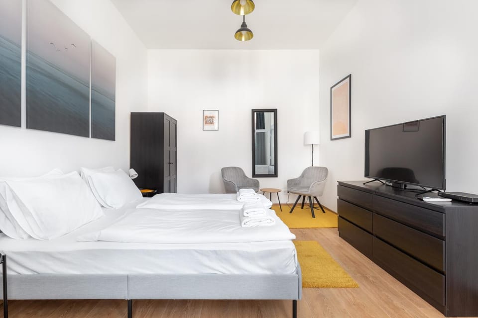 Bed, Bedroom, wardrobe