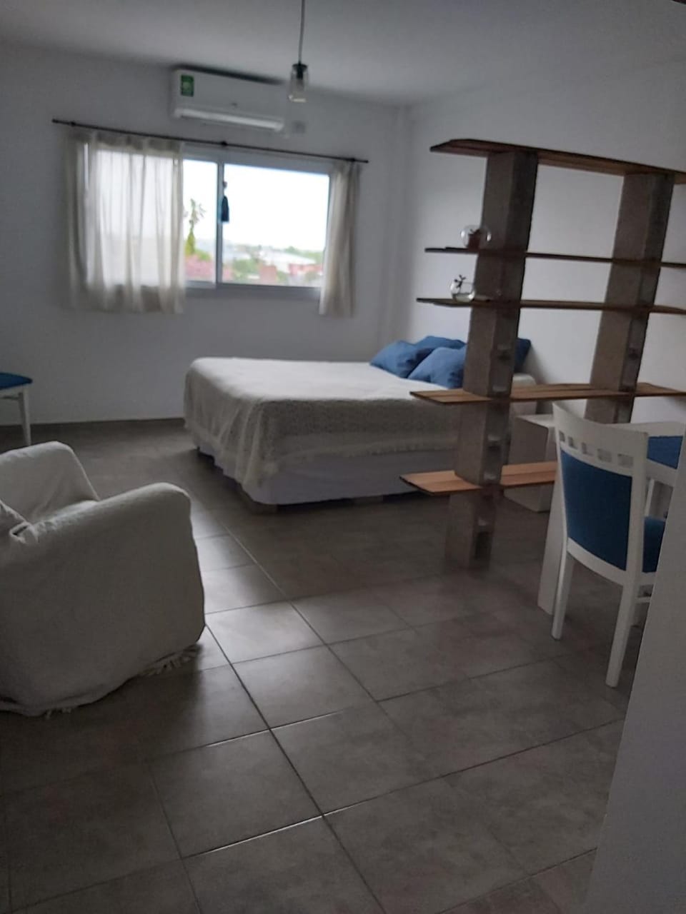 Boulevard Apartment in La Plata