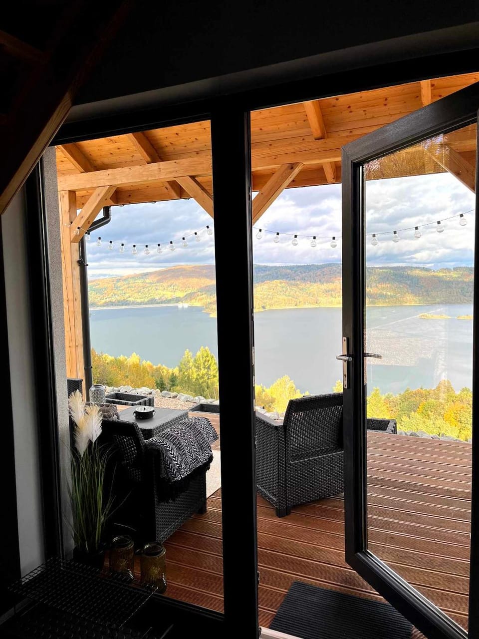 Natural landscape, View (from property/room), Balcony/Terrace, Lake view