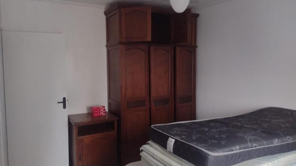 Apartamento Vila Caiçara - 200 metros da praia Apartment in State of São Paulo