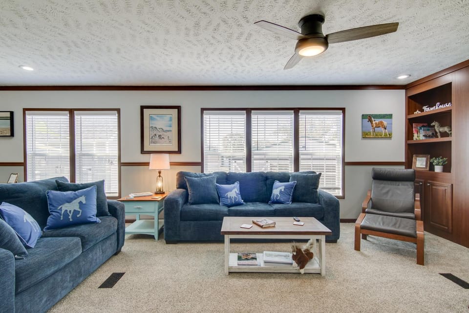 ‘Beach Bay Pony Place’ w/ Ponies: 1 Mi to Water! House in Chincoteague Island