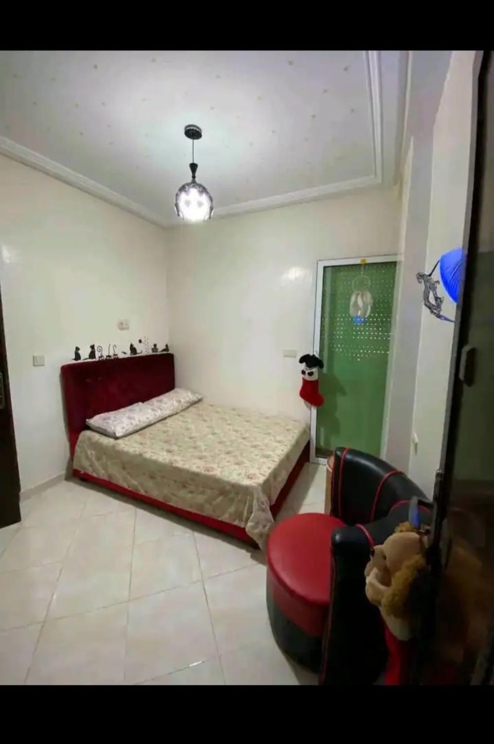 Bel appartement meublé en plein centre-ville Apartment in Meknes