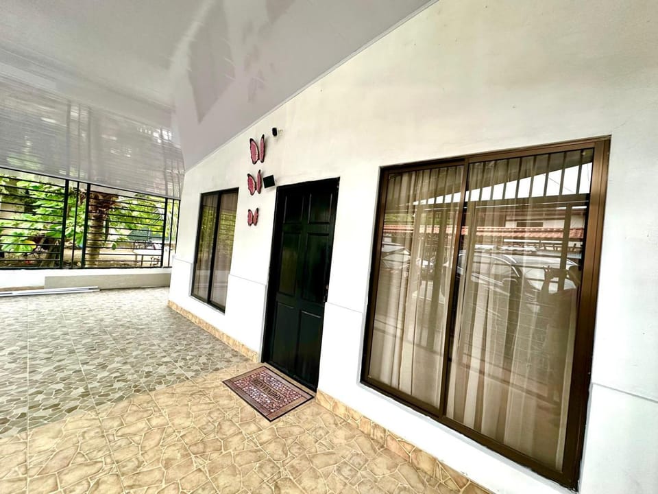 Casa Chazu in Quepos downtown House in Quepos