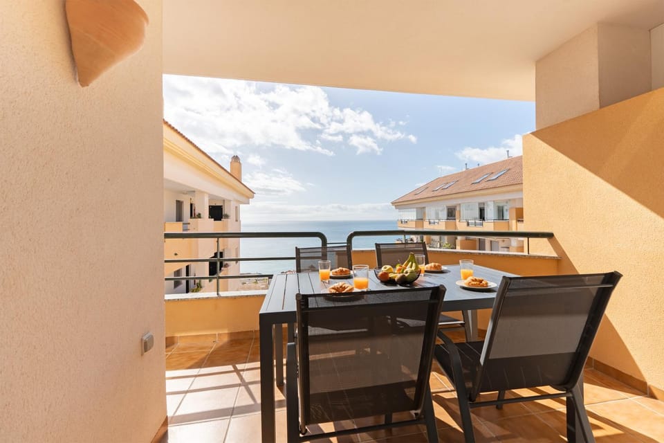 View (from property/room), Balcony/Terrace, Sea view