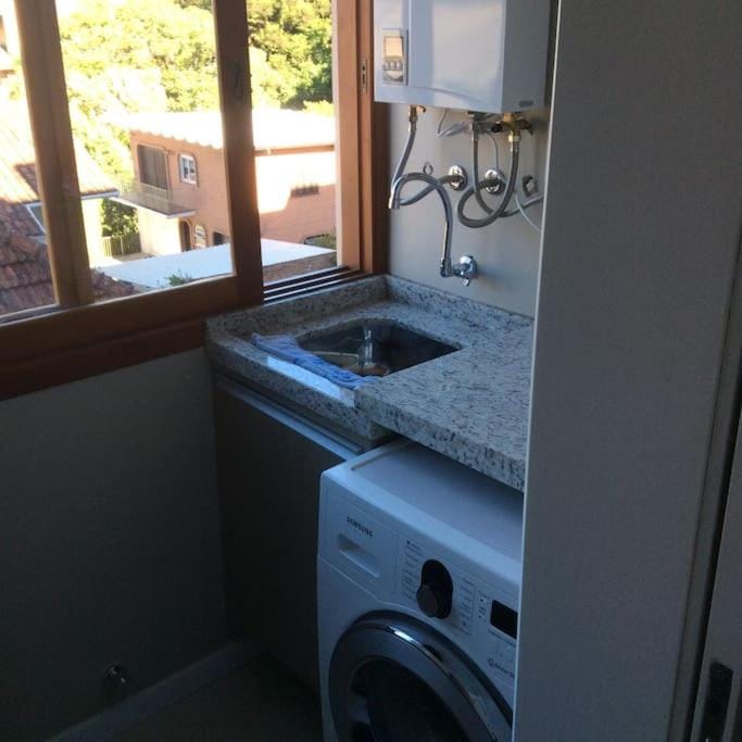 Apartamento no centro de Gramado 400 metros rua coberta Apartment in Gramado