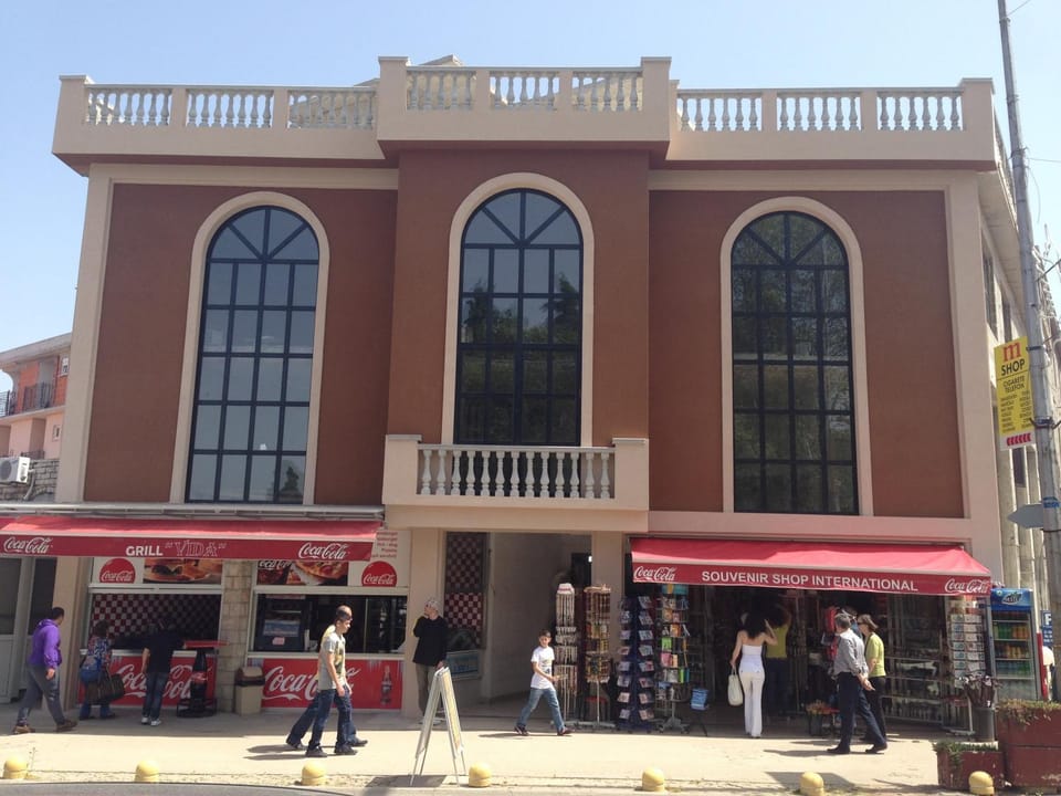 Property building, Day, People