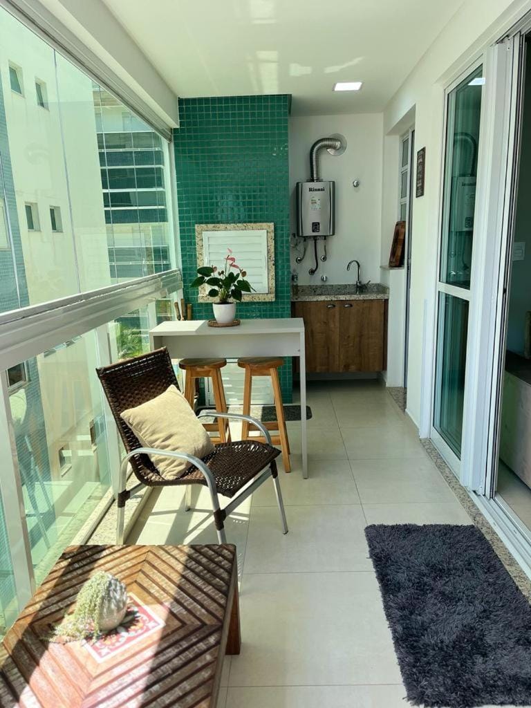 Apartamento na Praia de Palmas com garagem Apartment in Florianopolis