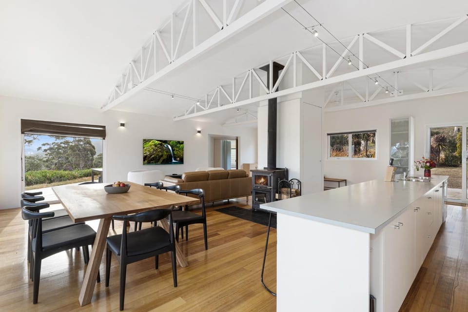 Kitchen or kitchenette, kitchen, kitchen