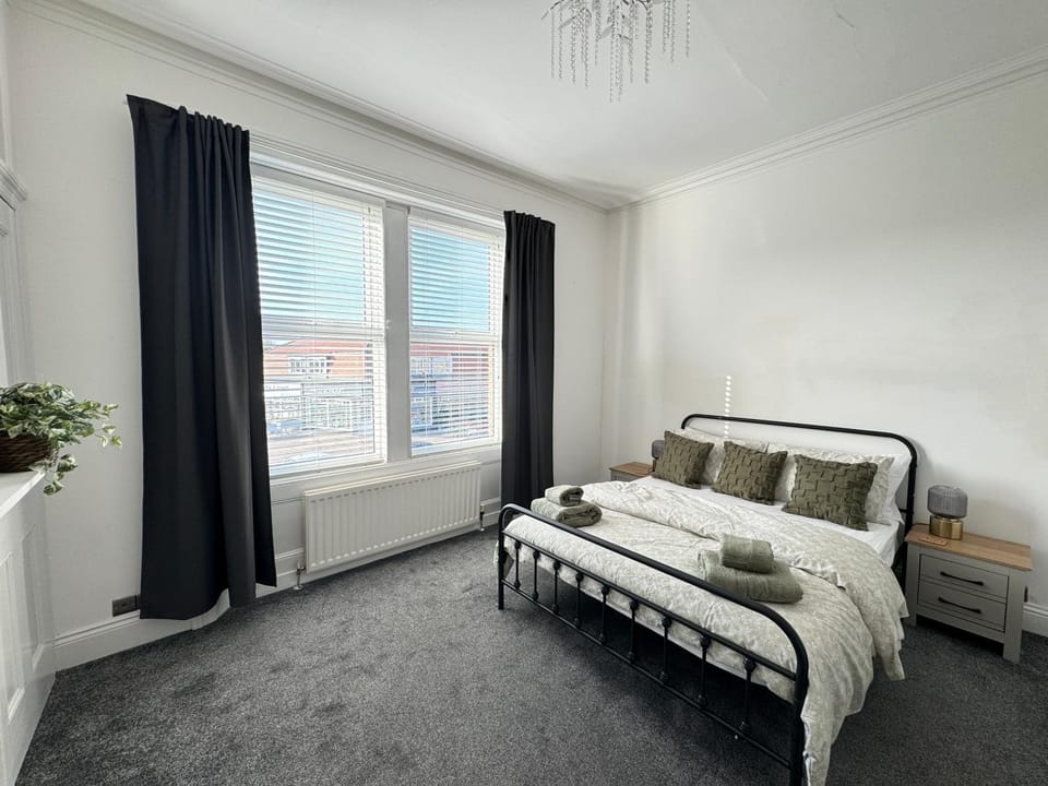 Longsands Apartment, Tynemouth Luxury Coastal Retreat Apartment in North Tyneside District