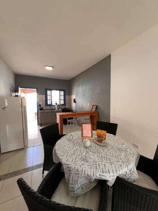 Casa com quintal Pet Friendly no Centro de Ubatuba House in Ubatuba