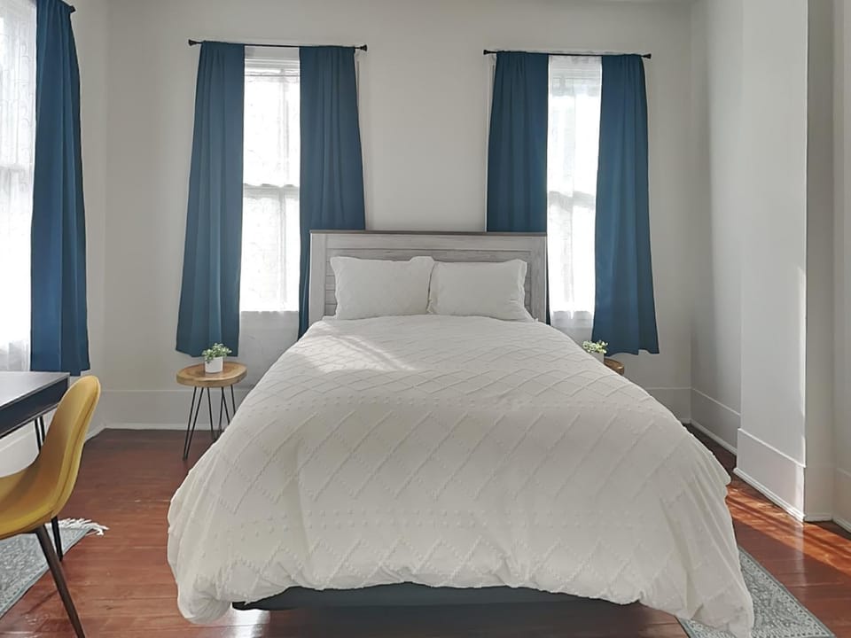 Bed, Bedroom