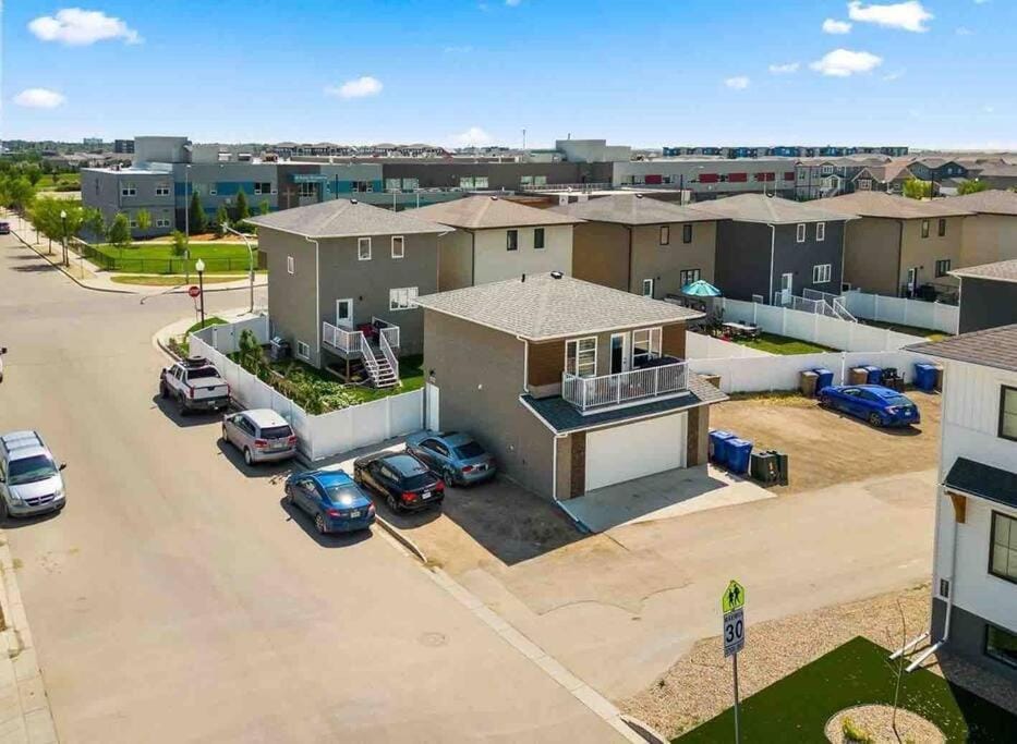 Property building, Street view, Parking