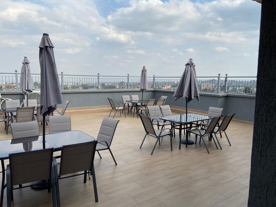 Patio, Day, View (from property/room), Balcony/Terrace, Banquet/Function facilities, Seating area