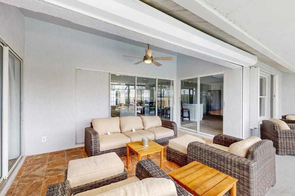 Little EsCape House in Cape Coral