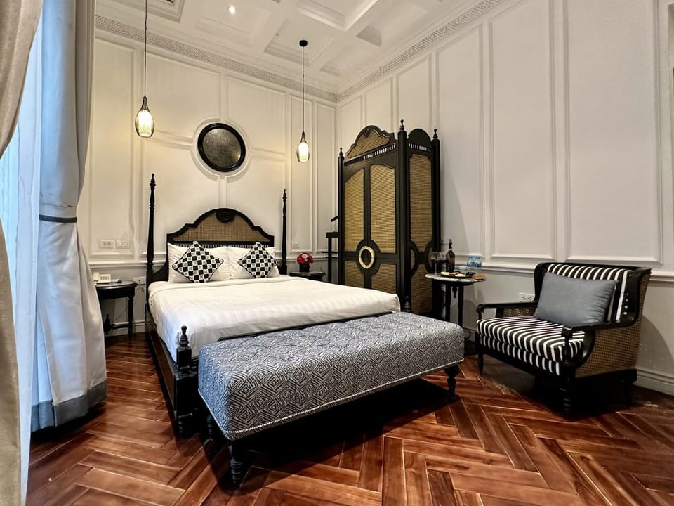 Bed, Photo of the whole room