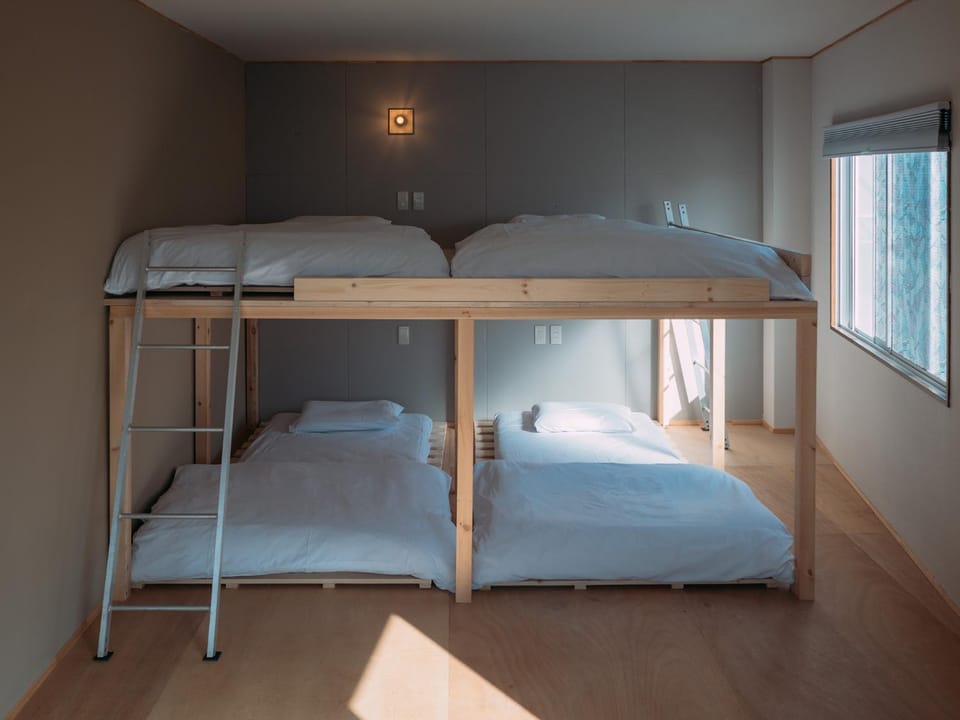 Bed, Bedroom, bunk bed