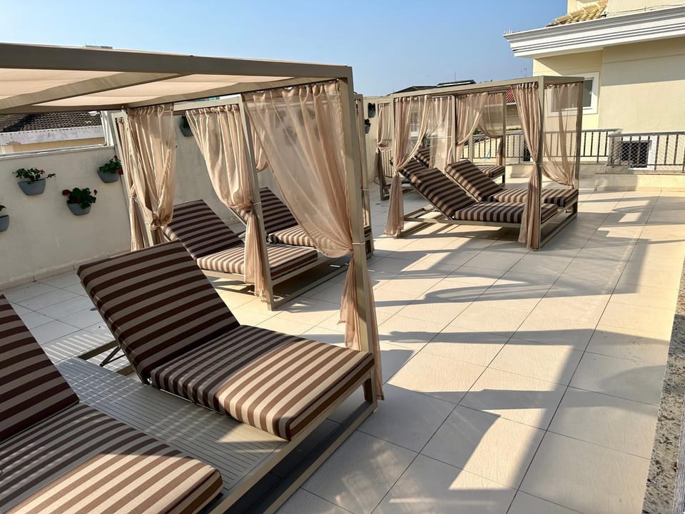 sunbed