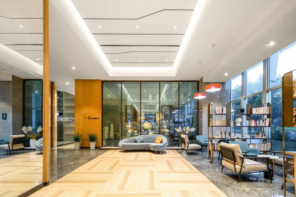 Atour Hotel Hangzhou Binjiang Stars Avenue Hotel in Hangzhou