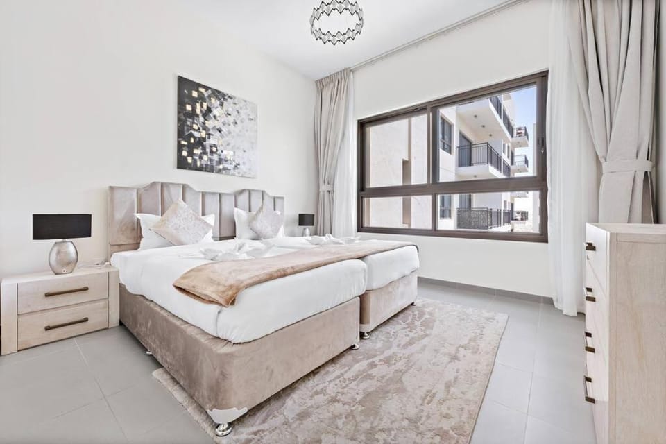 StoneTree - Spacious 2BR Apartment in Golf Views Block A Apartment in Dubai