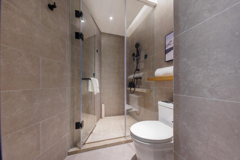 Atour Hotel Beijing South Xizhan Road Hotel in Beijing