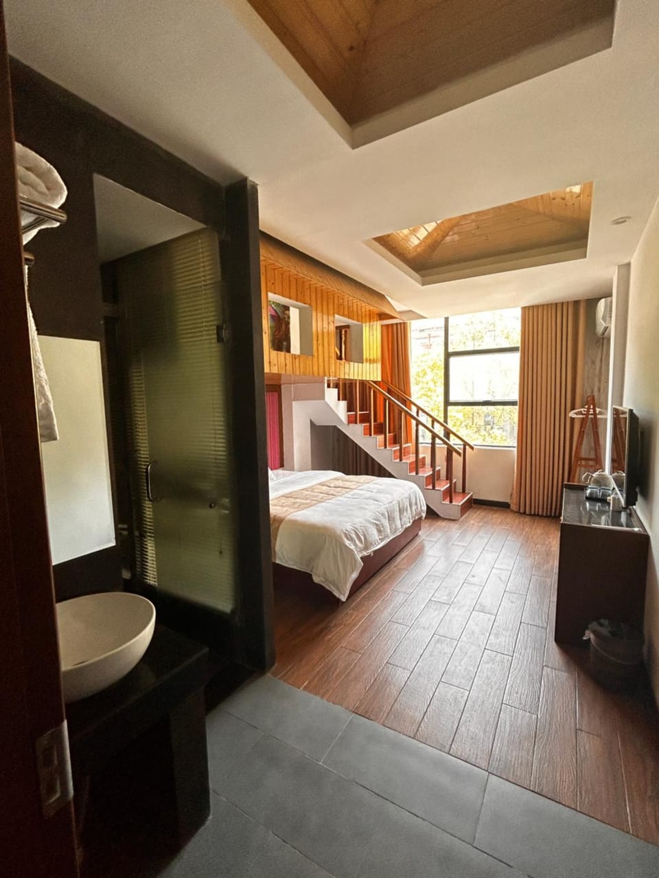 Photo of the whole room