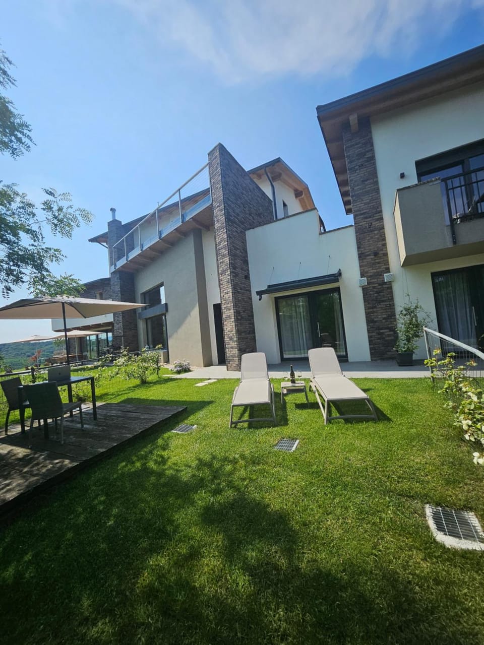 Garden, Garden view