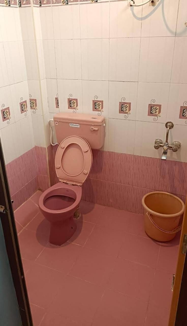 Bathroom, Public Bath