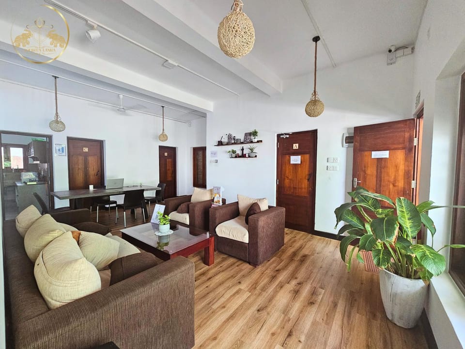 Galle Face Terrace Hostel by Tourlux Hostel in Colombo
