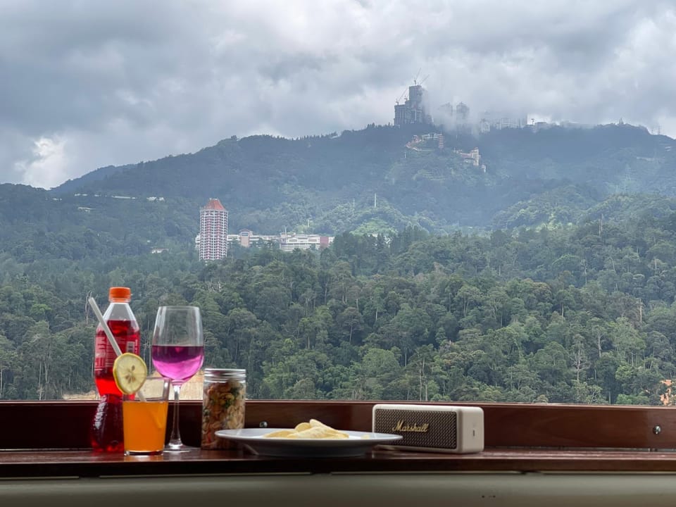 Balcony/Terrace, Balcony/Terrace, Mountain view