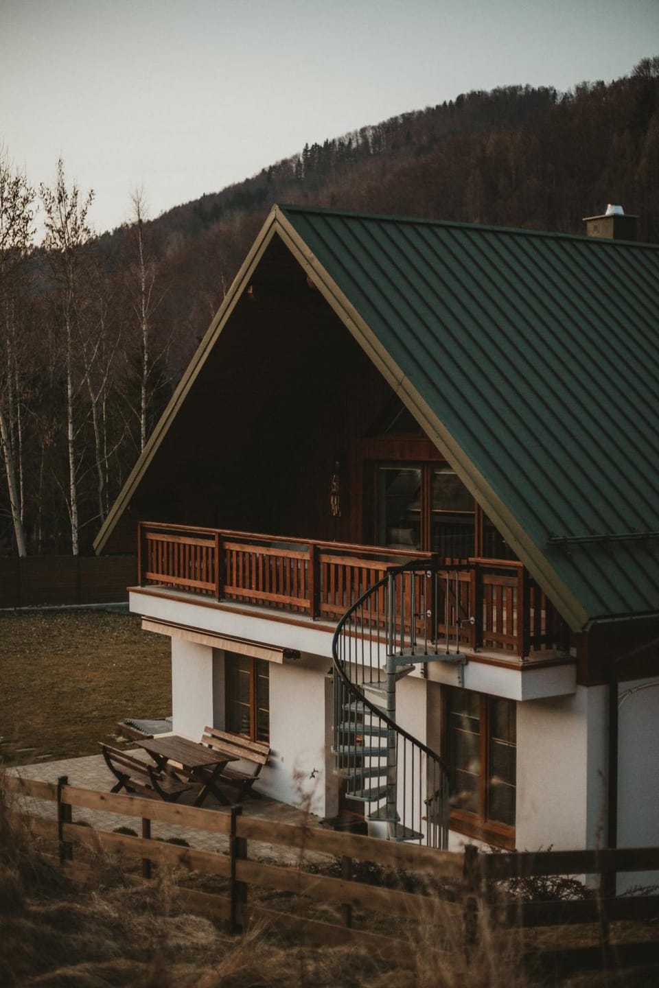 Property building, Day, Natural landscape, Mountain view