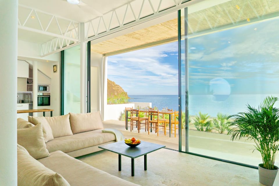 Natural landscape, View (from property/room), Balcony/Terrace, Living room, Sea view