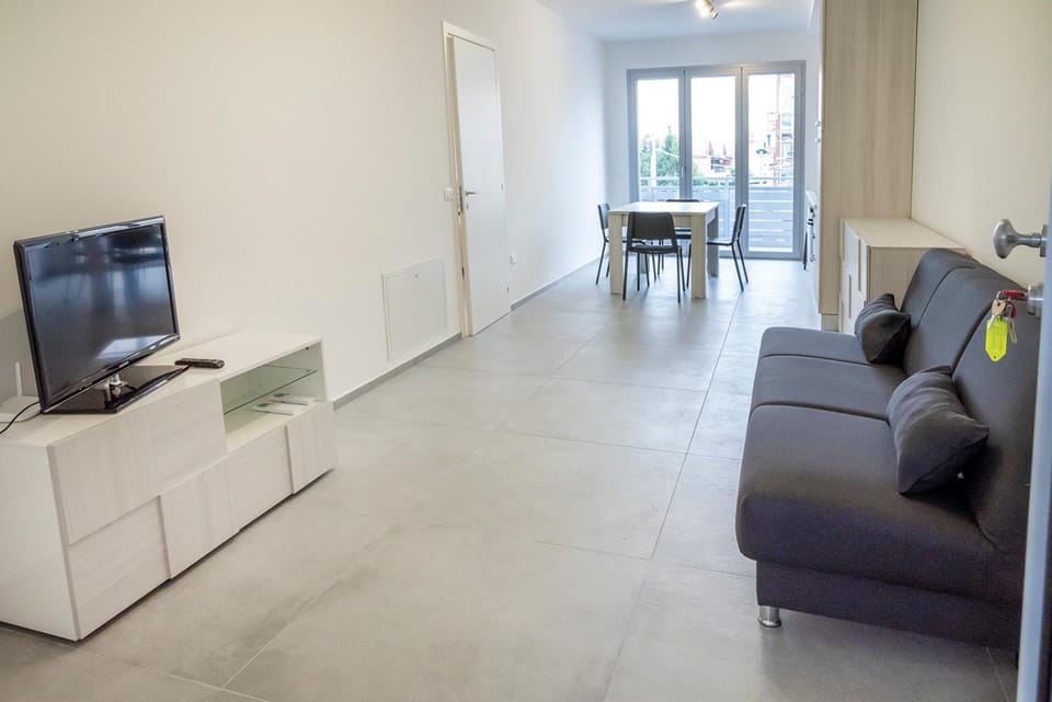 SE029 - Mondolfo, nuovo trilocale con balcone ed a/c Apartment in Marche